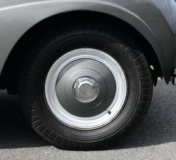 Image 22/50 of Rolls-Royce Silver Wraith (1952)