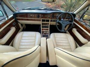 Bild 28/50 von Bentley Turbo R (1987)