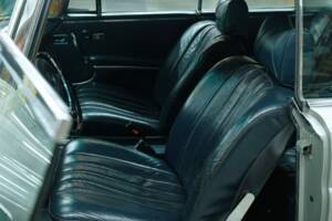 Image 29/50 of Mercedes-Benz 280 SE 3,5 (1970)