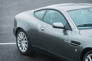 Image 10/23 of Aston Martin V12 Vanquish (2003)