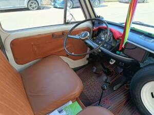 Image 47/50 of FIAT 850 Familiare (1972)
