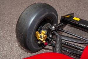 Image 37/85 of Ferrari 641 (1990)