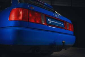 Image 6/15 de Audi S6 Plus Avant (1996)