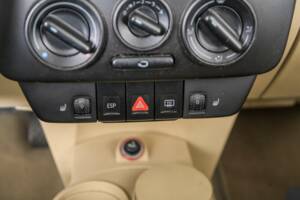 Afbeelding 28/50 van Volkswagen New Beetle 1.4 (2003)