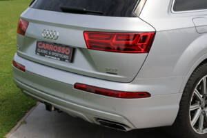 Bild 29/50 von Audi Q7 3.0 TFSI (2017)