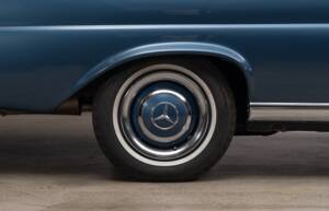 Bild 14/34 von Mercedes-Benz 250 SE (1966)