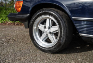 Bild 9/27 von Mercedes-Benz 380 SL (1984)
