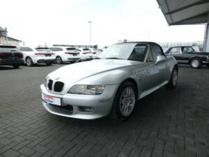 Image 3/21 of BMW Z3 2.2i (2001)