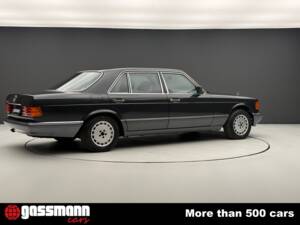 Bild 8/15 von Mercedes-Benz 560 SEL (1990)