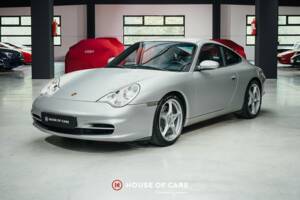 Imagen 2/23 de Porsche 911 Carrera (2002)