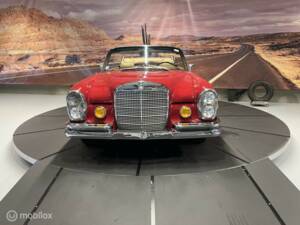 Image 7/40 of Mercedes-Benz 280 SE (1969)