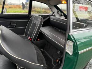 Immagine 6/40 di MG MGC GT (1968)