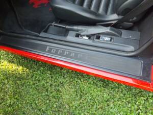 Image 35/50 of Ferrari 512 TR (1993)
