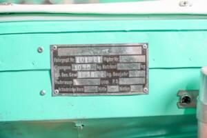 Image 41/42 de Amphicar 770 (1964)