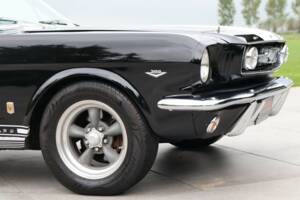 Bild 19/50 von Ford Mustang 289 (1966)