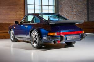 Bild 6/34 von Porsche 911 Carrera 3.2 (1985)