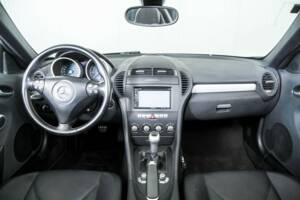 Immagine 7/50 di Mercedes-Benz SLK 200 Kompressor (2004)