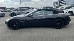 Image 4/42 de Maserati GranCabrio 4.7 (2010)