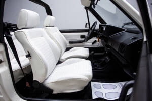 Image 18/35 de Volkswagen Golf Mk I Convertible 1.5 (1983)