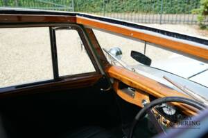 Bild 42/50 von Bentley 3 1/2 Liter Park Ward FHC (1933)