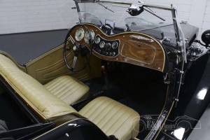 Imagen 9/15 de MG TD (1952)