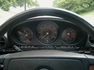 Bild 14/27 von Mercedes-Benz 560 SL (1986)