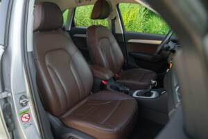 Bild 23/50 von Audi Q3 2.0 TDI quattro (2012)