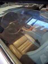 Image 3/6 de Jaguar XJ-S V12 (1988)