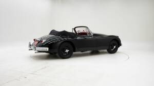 Image 2/15 of Jaguar XK 150 DHC (1959)