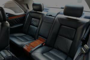 Image 29/70 de Mercedes-Benz CL 500 (1997)