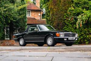 Image 11/30 de Mercedes-Benz 500 SL (1983)