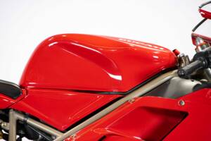 Imagen 26/50 de Ducati 748 S (1996)