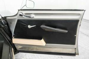 Image 38/50 of Citroën D Spécial (1971)