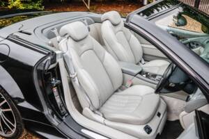 Immagine 42/46 di Mercedes-Benz SL 65 AMG (2005)