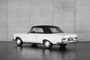 Image 4/50 of Mercedes-Benz 280 SE 3,5 (1969)