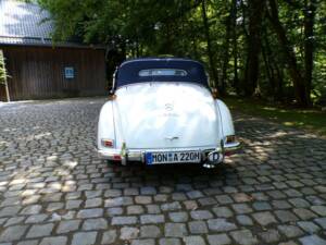 Image 8/23 of Mercedes-Benz 220 Cabriolet A (1954)