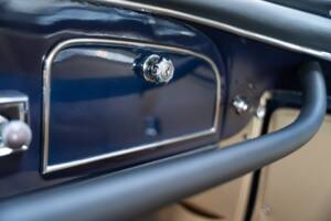 Bild 15/41 von Maserati 3500 GTI Touring (1962)