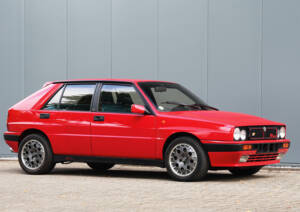 Image 4/41 of Lancia Delta HF Integrale (1989)