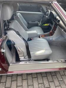 Image 5/9 of Mercedes-Benz 560 SL (1985)