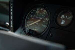 Image 10/50 de Land Rover Defender 110 (1983)
