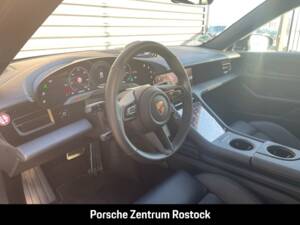 Bild 7/28 von Porsche Taycan 4 Cross Turismo (2025)