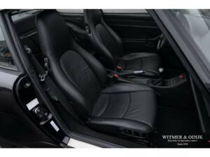 Image 6/32 de Porsche 911 Carrera S (1997)