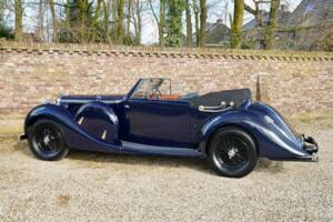 Image 28/50 of Lagonda LG 6 (1939)