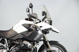 Image 34/50 of BMW DUMMY (2010)
