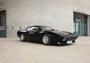 Image 8/38 of Ferrari 308 GTB (1977)