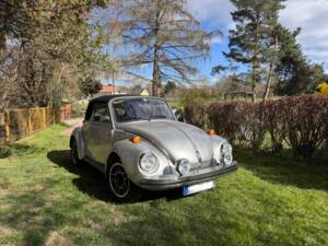 Image 5/17 of Volkswagen Beetle 1303 (1975)