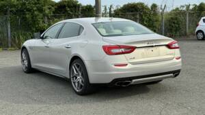 Image 5/54 of Maserati Quattroporte GTS (2015)