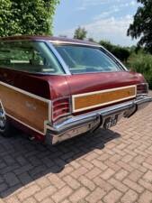 Bild 13/35 von Chevrolet Caprice Estate (1973)