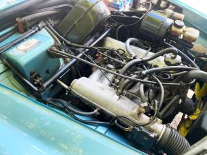 Image 25/38 of Volvo 1800 ES (1972)