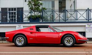 Image 2/30 of Ferrari Dino 246 GTS (1973)